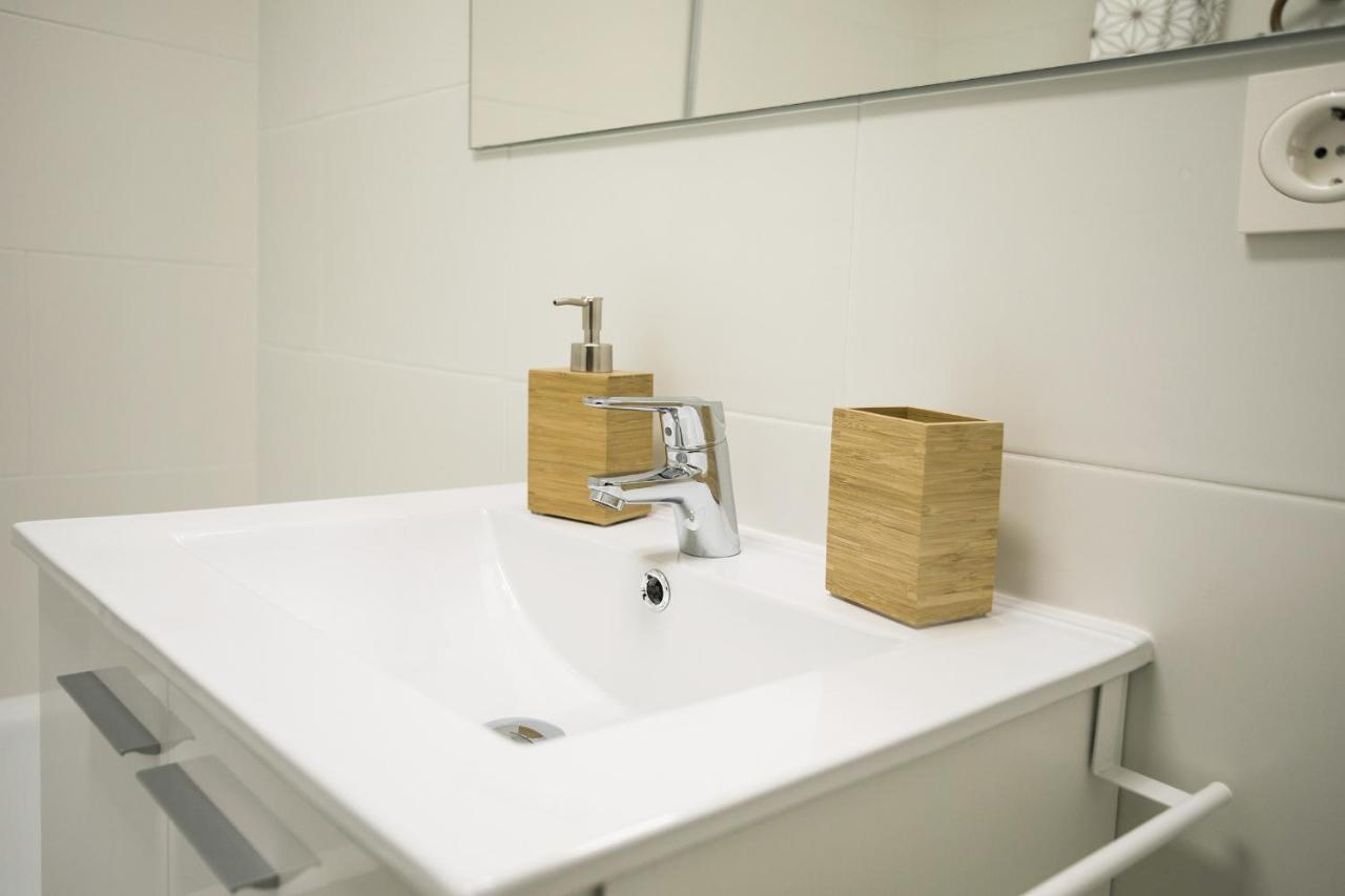 Olabide By Smiling Rentals Hondarribia Bagian luar foto