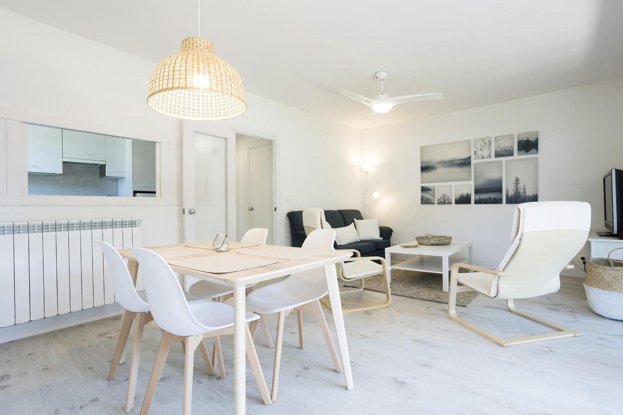 Olabide By Smiling Rentals Hondarribia Bagian luar foto