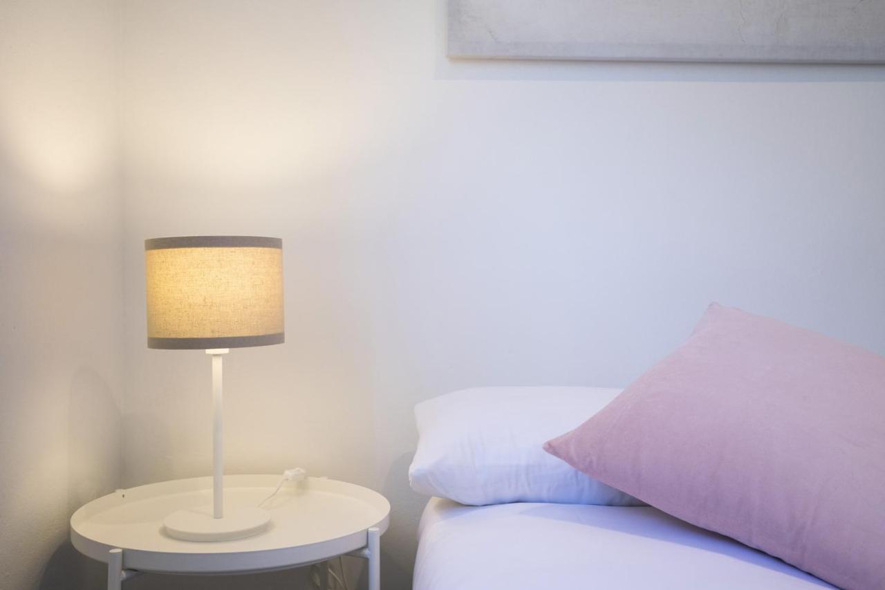 Olabide By Smiling Rentals Hondarribia Bagian luar foto